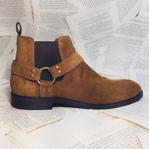 frye allison chelsea boot